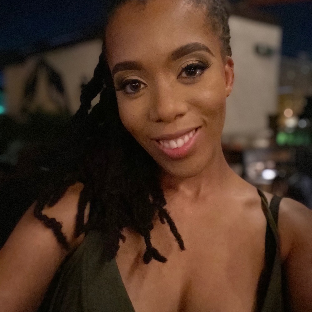 Meet your Posher, Ashley